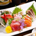 料理メニュー写真&nbsp;鮮魚の刺し盛り　中とら<5種3切>