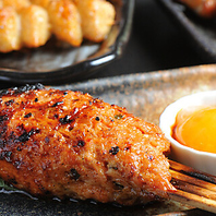 大きい「でっかいつくね」と「よっちゃん串」は必食！