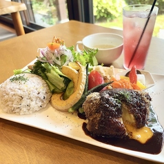 当店一番人気！【黄金とろたまハンバーグ】