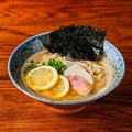 料理メニュー写真 黒王ラーメン（塩/醤油）