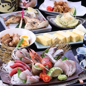 旬の食材を使った豪華な料理は宴会に大人気!32名様まで貸し切り可能で、特別な集まりや歓送迎会に最適な贅沢空間をご用意しています。