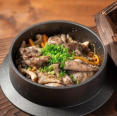 炙り鶏五目の釜めし