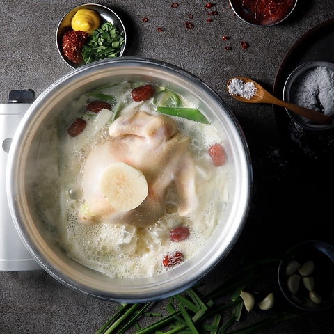 野々市で本場韓国の旅気分♪ 絶品タッカンマリと話題の韓国丼「ボウルズ」を堪能！