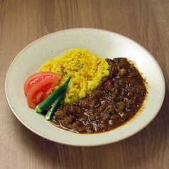 鶏モモ肉とひよこ豆のスパイスカレー（ライス）