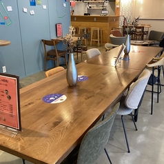 シェアテーブル席