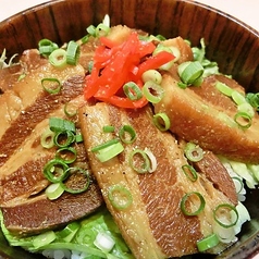 定番の定食と贅沢な昼飲みをご堪能いただけます！
