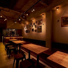 おしゃれな空間で美味しいピザをお召し上がりください