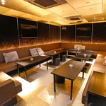 【2次会、歓送迎会にぴったり♪】最大30人OK♪大画面３つ付大型PARTYルームは最新カラオケ歌放題★