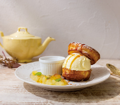 りんごとカラメルソースのクイニーアマン