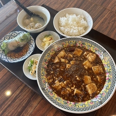 炭火串と小皿料理　ななし食堂のおすすめランチ1