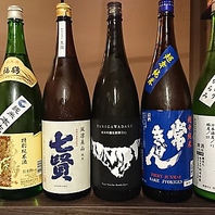 鶏料理と相性抜群の地酒・日本酒を豊富にご用意。