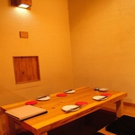 落ち着く照明が心地よい時間を演出♪ゆったり2名～掘りごたつ★