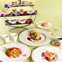 マンハッタンテーブルのコース写真