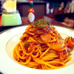 レトロで落ち着いた雰囲気 ゆったり座れるソファー