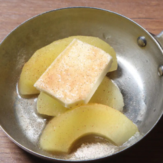 濃厚フレンチトースト/うす焼きりんごバター