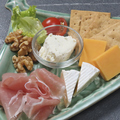 料理メニュー写真&nbsp;生ハムとチーズ三種盛り