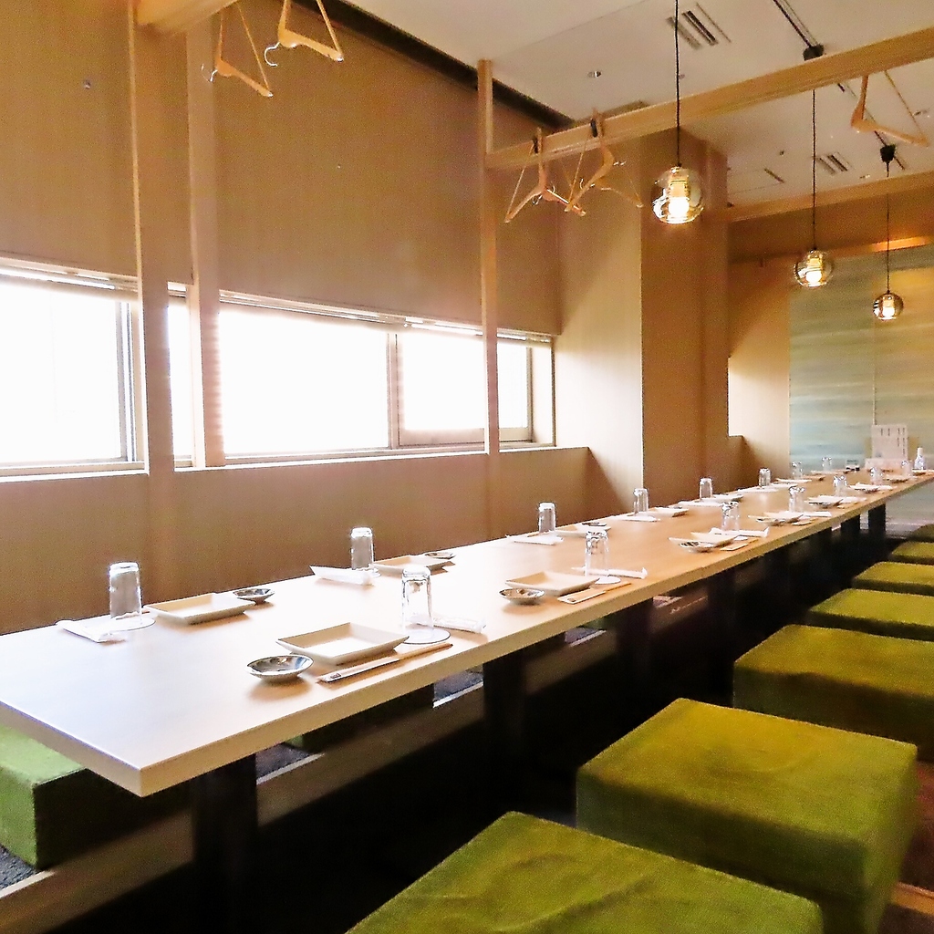 落ち着いた個室は接待等、お仕事でのご利用にもピッタリです。