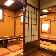 2階には10名様用のテーブル席もございます。各人数・シーンに合わせてお席を調節いたします◎当店自慢の和食料理をたっぷり堪能し、至福のひとときを！