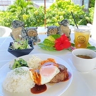 開放感溢れるテラス席で楽しむランチ♪