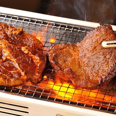 韓国本場焼肉を味わえる国分町の隠れた名店＜ハルバン＞で乾杯！名物豚カルビをぜひ！