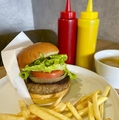 料理メニュー写真&nbsp;［店長オススメ］ハンバーガーランチ　スープ、ポテト付