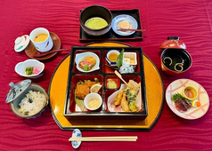 京風膳処 加茂川のおすすめランチ1