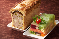 新潟グランドホテル　フランス料理レストラン　ベルビューの写真2