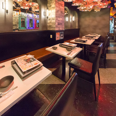 高級感溢れる店内とお洒落なテーブル席は、女子会やイベントの打ち上げなどの盛り上がるご宴会に最適です！