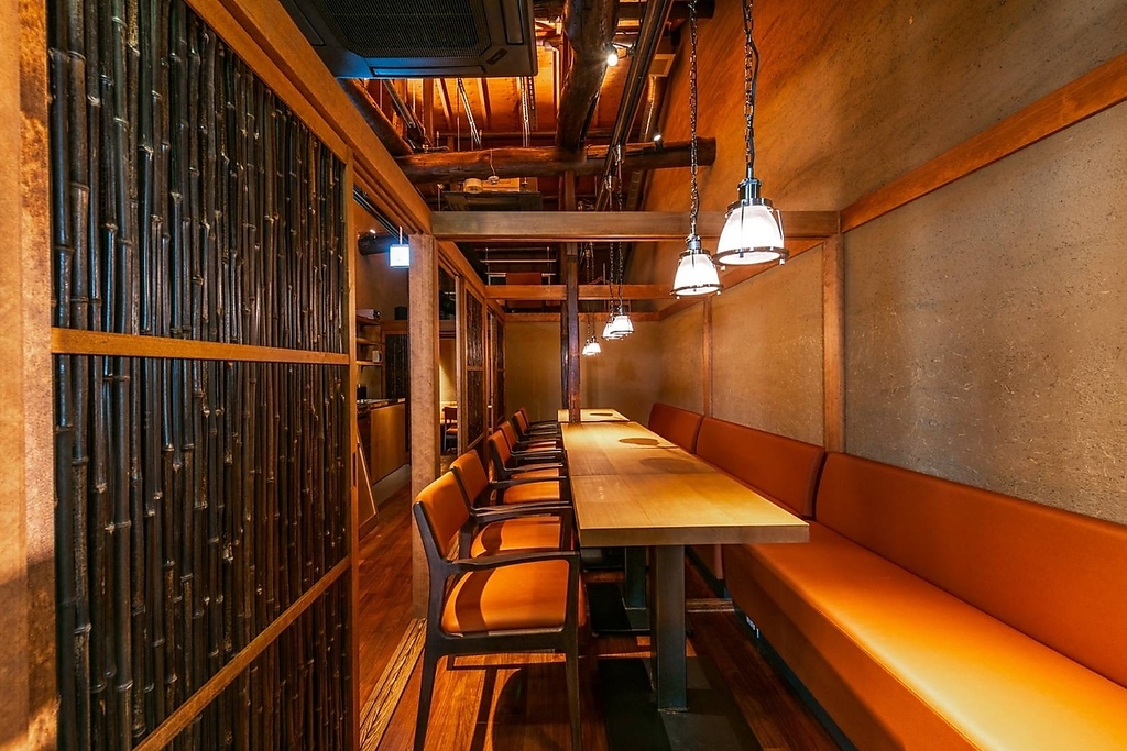 大人数の宴会も可能!!2階席の貸し切りで60名様までご案内