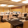 【宴会場　最大60名】会社宴会や各種集まりなど、幅広いシーンでご利用いただけます。落ち着いた空間で周囲を気にせずお過ごしいただけるため、会話も弾み、特別なひとときを演出◎