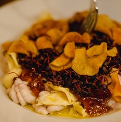 旬の食材を使用したジャンルに拘らないボーダーレス料理