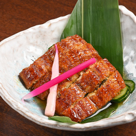 愛知県産の国産うなぎを地焼きで味わう