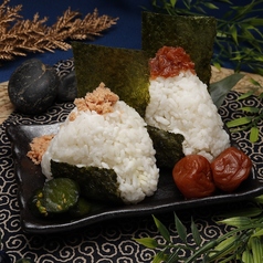 おにぎり(鮭・梅)
