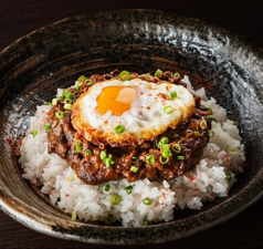 〆のご飯も馬肉を使用しております♪