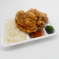 料理メニュー写真&nbsp;特大唐揚げ弁当（満足の向こう側唐揚げ6個）