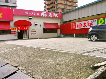 豚太郎 高須店の雰囲気1