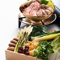 料理メニュー写真&nbsp;コラーゲンたっぷりの味噌麹発酵鍋(又は水炊き)