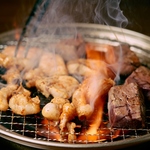 こんがり焼いたホルモンはビールと合うこと間違いなし・・・！お仕事終わりにもオススメです◎