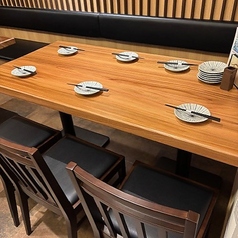 テーブル席　4名席。