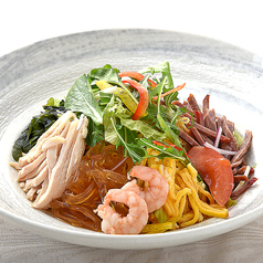 彩り冷麺