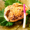 料理メニュー写真&nbsp;【名物】蟹の甲羅焼き