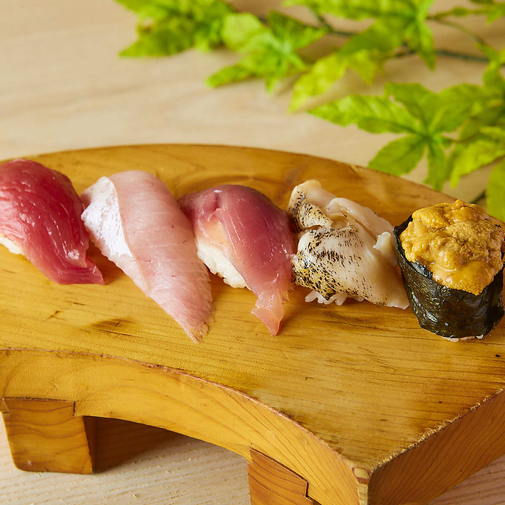 職人技が光る握り寿司で最高の締めくくりに。