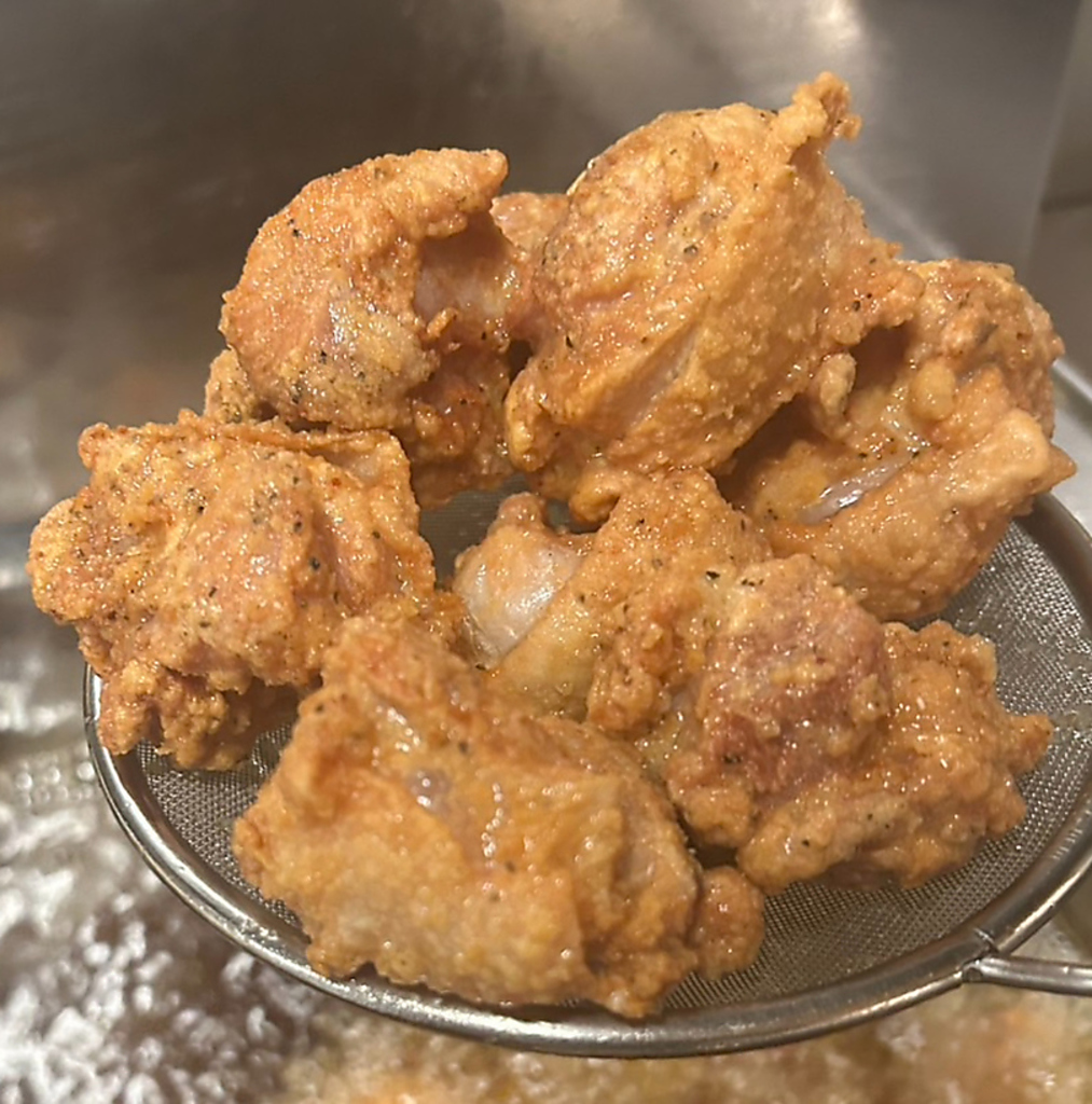 自称日本一の最強の唐揚げ！どんくの唐揚げ【どんからッ】