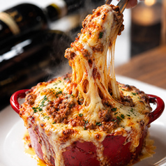 ゴロゴロ肉のフェットチーネパスタグラタン