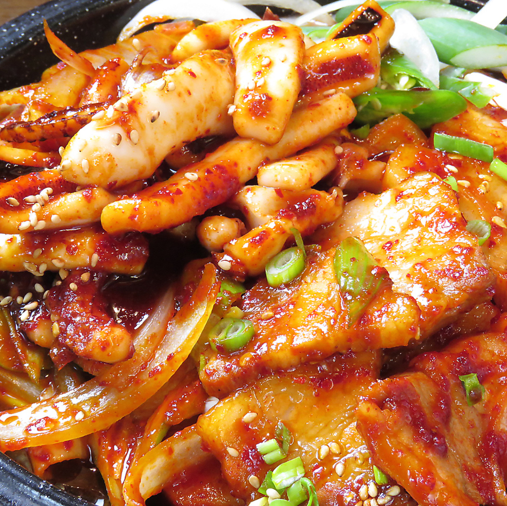 ★サムギョプサル食べ放題に単品注文追加もOK！！！★旨辛料理も多数ご用意してます！
