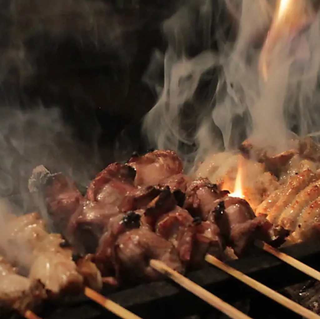 【看板メニュー】本格備長炭火焼き鳥 88円（税込96円）～♪