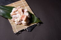 厳選された国産の牛もつを使用したワンランク上のもつ鍋