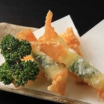 旬の素材を活かしご提供する季節限定メニューは、その時期ならではの味わいをお楽しみいただけます。