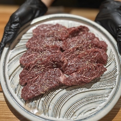 当店は塩ダレのみ 特選赤身肉