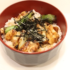 やきとり丼(中)/豚バラ丼(中)